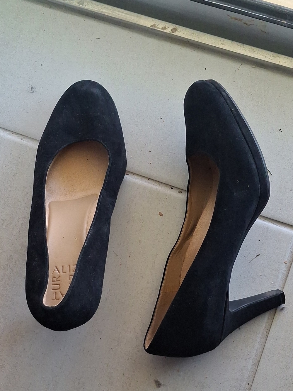 Furla Black Suede Round-Toe Pumps